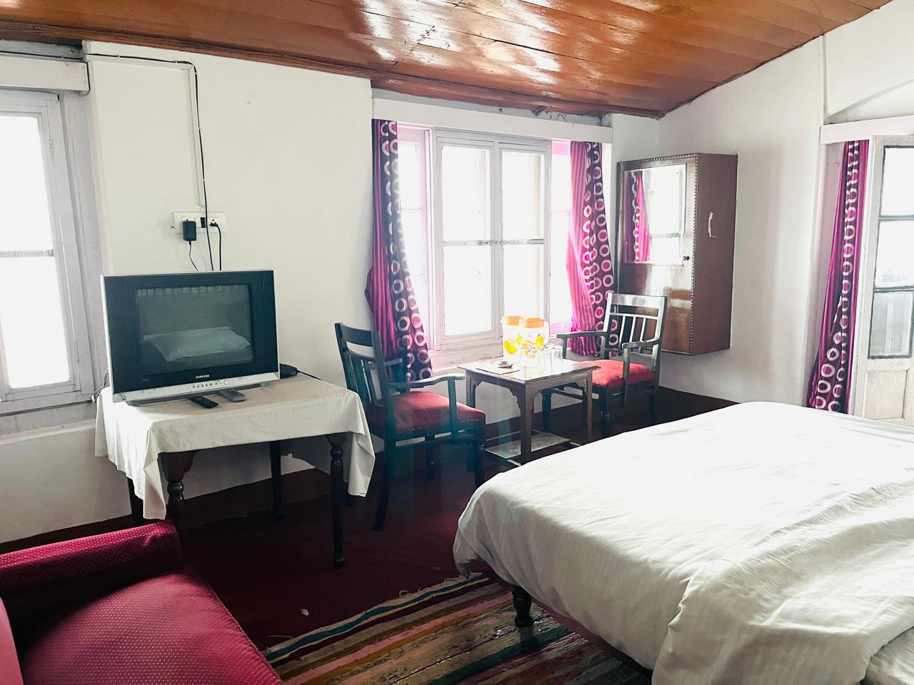 Hotel Prince- Cottage Triple Bed